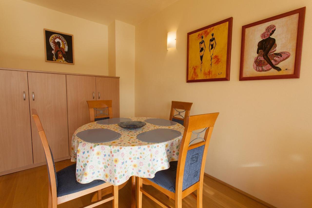 Apartman Vjekoslav Krk Town Exteriér fotografie