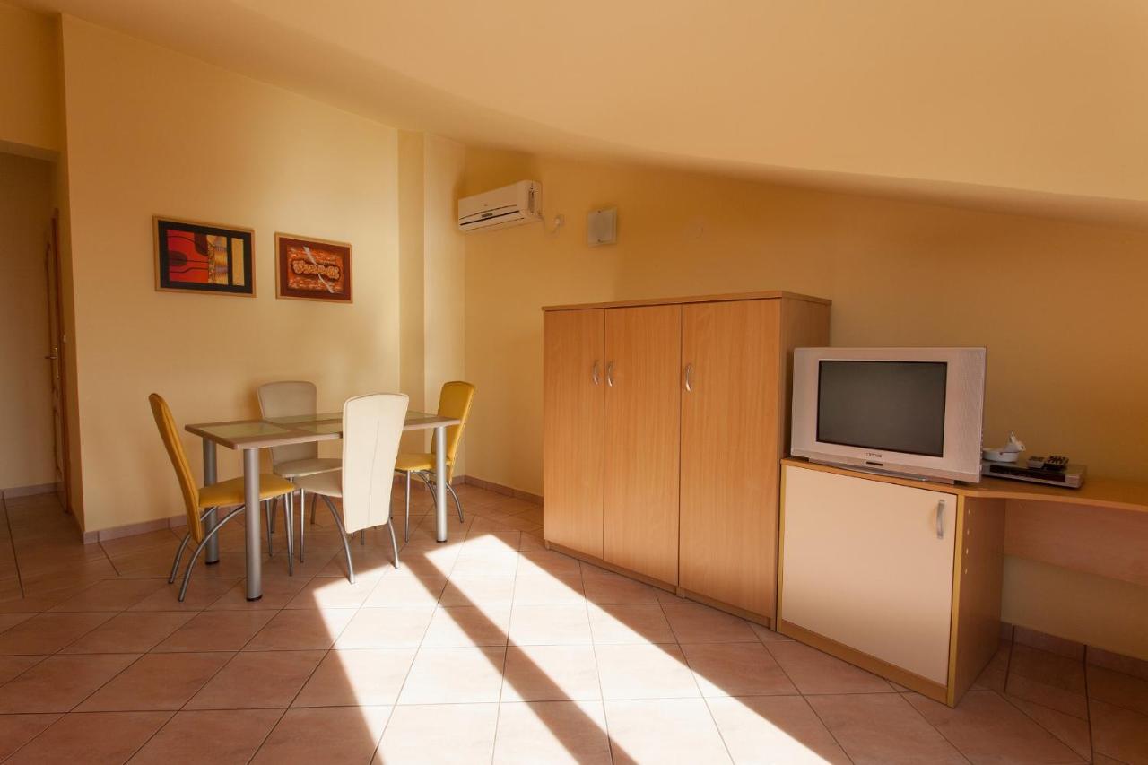 Apartman Vjekoslav Krk Town Exteriér fotografie