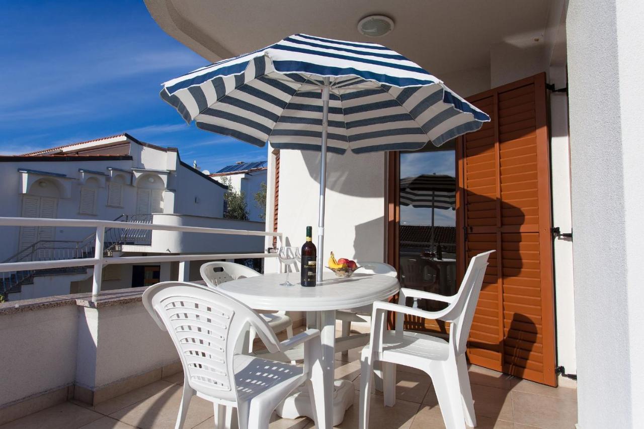 Apartman Vjekoslav Krk Town Exteriér fotografie